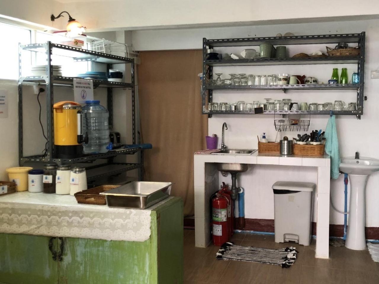 Ploy Hostel Bangkok Eksteriør bilde