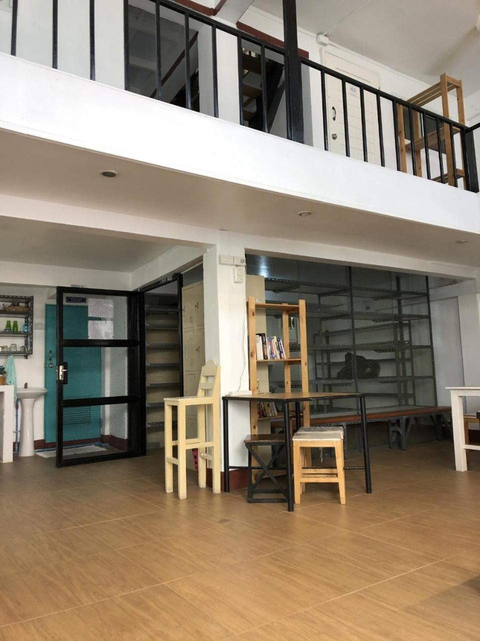 Ploy Hostel Bangkok Eksteriør bilde